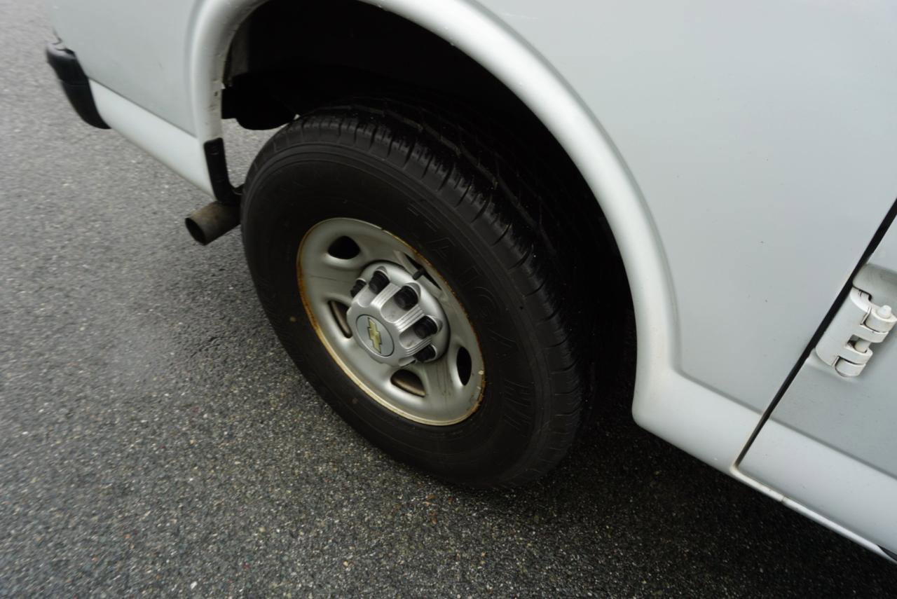 Used 2020 Chevrolet Express 2500 w/ Driver Convenience Package RWD image 3