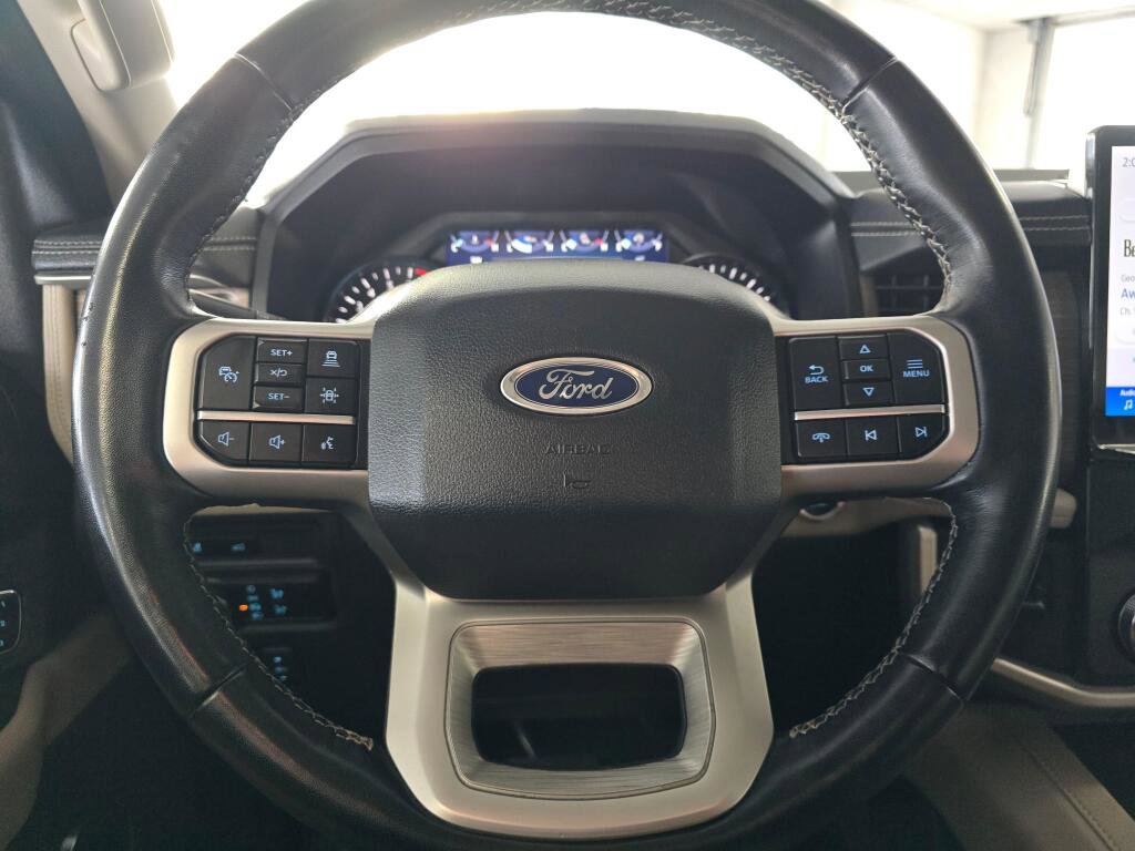 Used 2024 Ford Expedition Limited image 27
