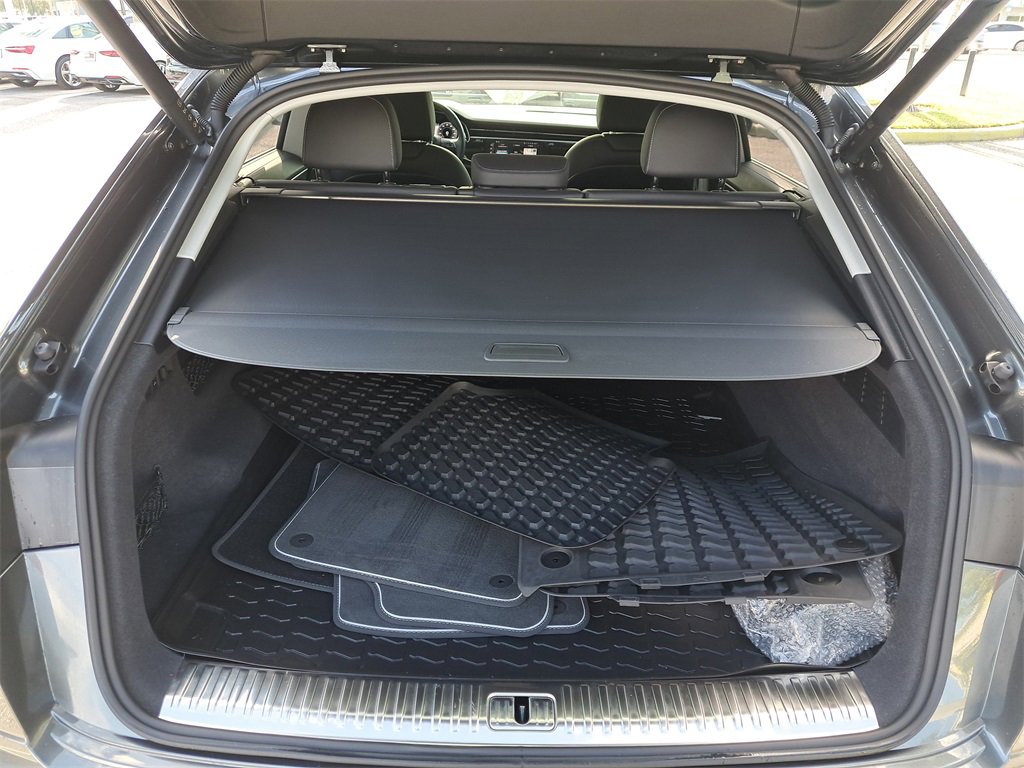 Certified 2023 Audi Q8 Prestige image 31