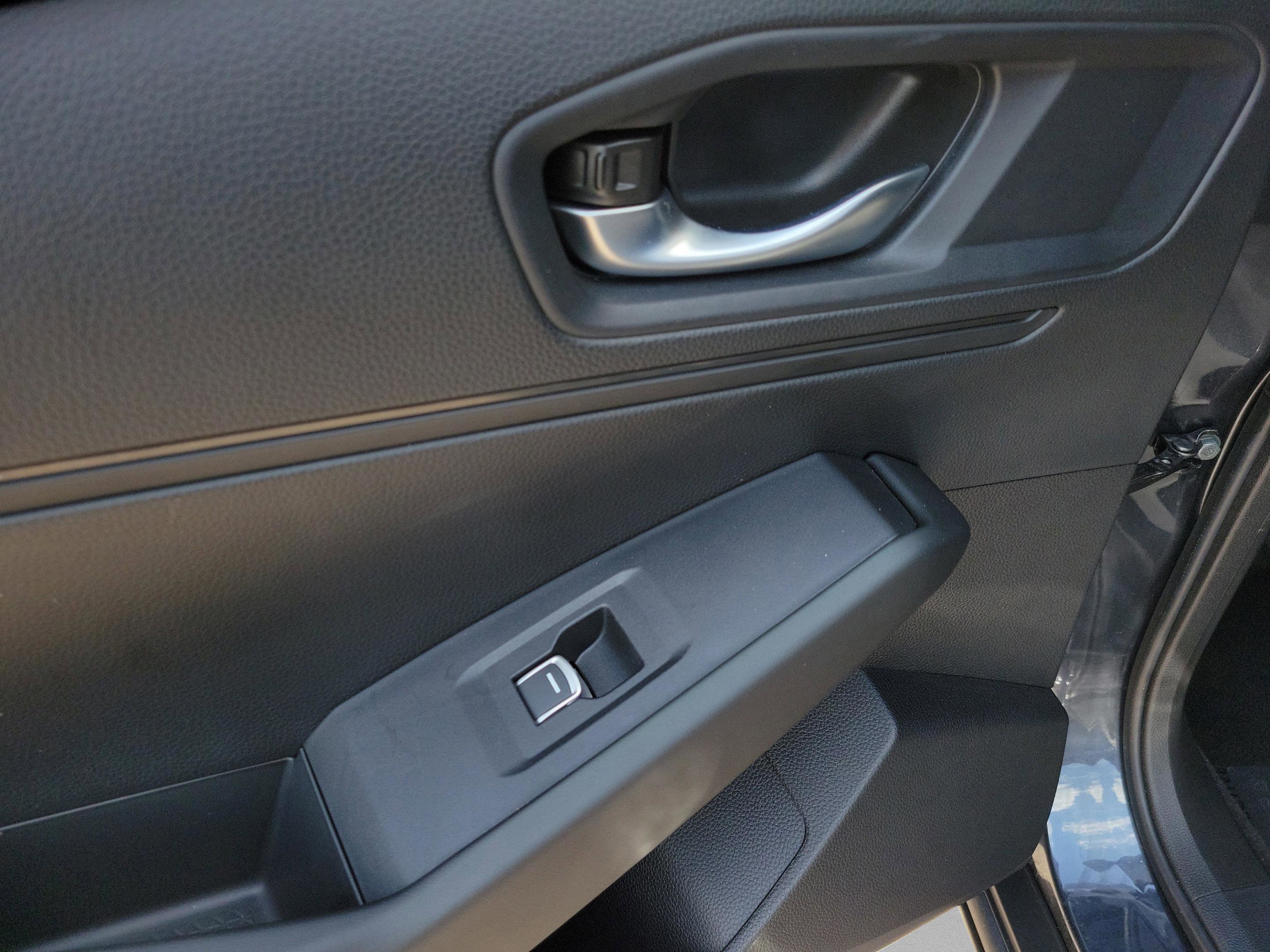 Used 2025 Honda Accord SE image 7