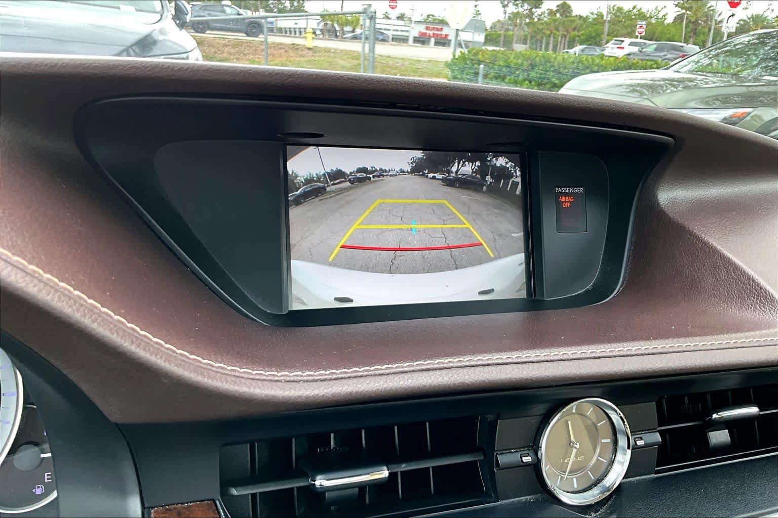 Used 2018 Lexus ES 350 w/ Premier Package image 25