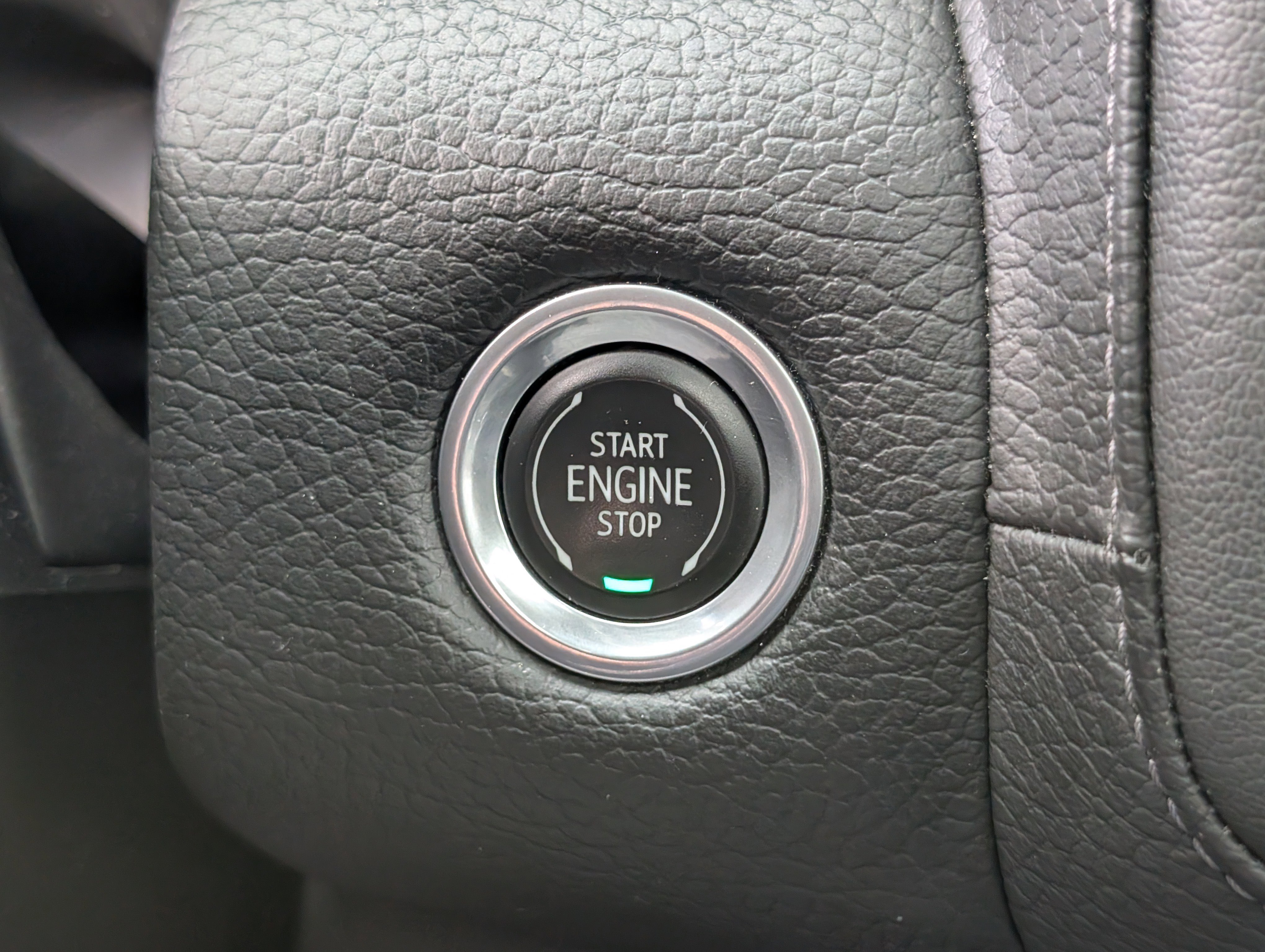 Used 2021 GMC Yukon Denali w/ Denali Premium Package AWD/4WD image 28