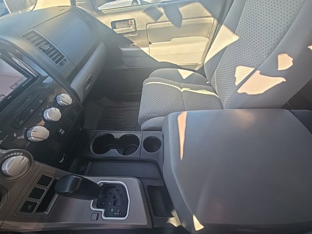 Used 2012 Toyota Tundra 4x4 CrewMax w/ Tow Pkg image 23