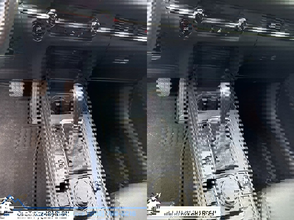 Used 2020 MAZDA CX-30 FWD w/ Select Package image 11