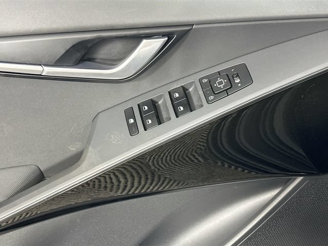 Used 2023 Kia Niro Wind w/ Wind Preserve Package FWD image 25