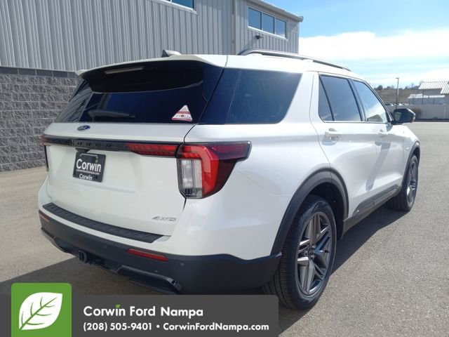 New 2026 Ford Explorer ST-Line w/ ST-Line Street Pack image 3