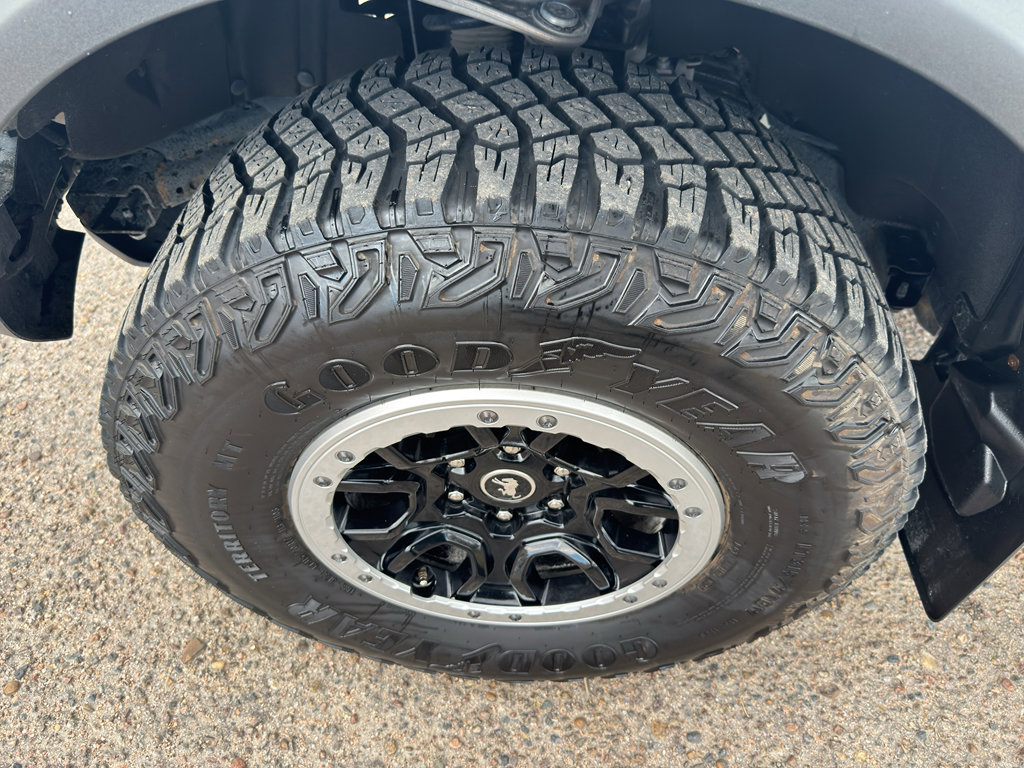 Used 2023 Ford Bronco Black Diamond w/ Sasquatch Package image 32