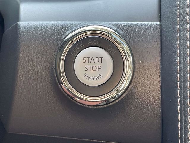 Used 2022 Nissan Armada Platinum image 31