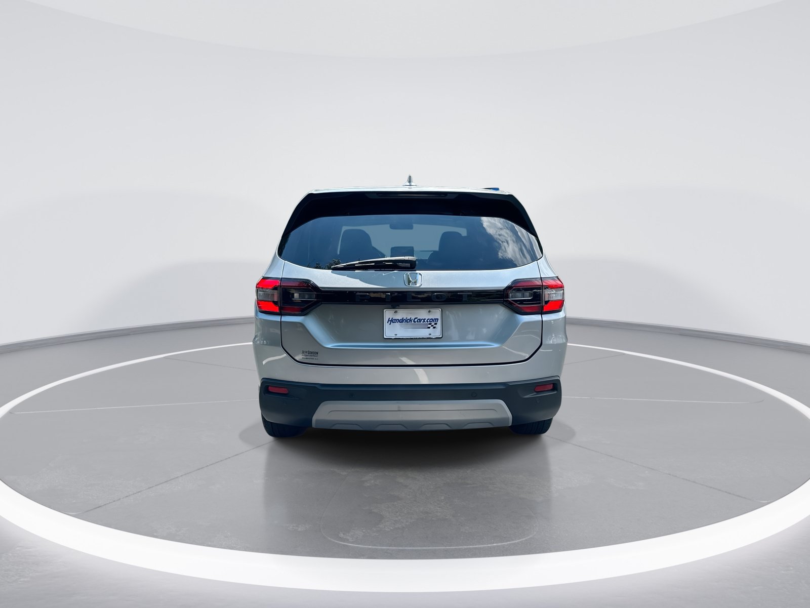 Used 2023 Honda Pilot EX-L image 8