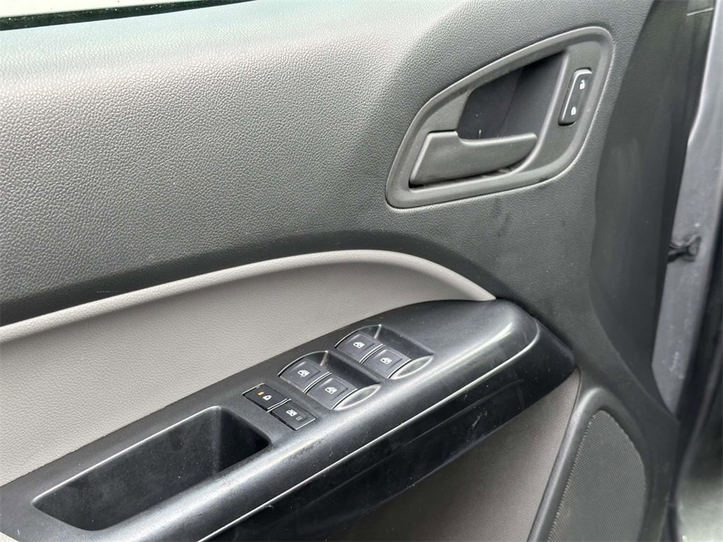 Used 2022 Chevrolet Colorado W/T image 15