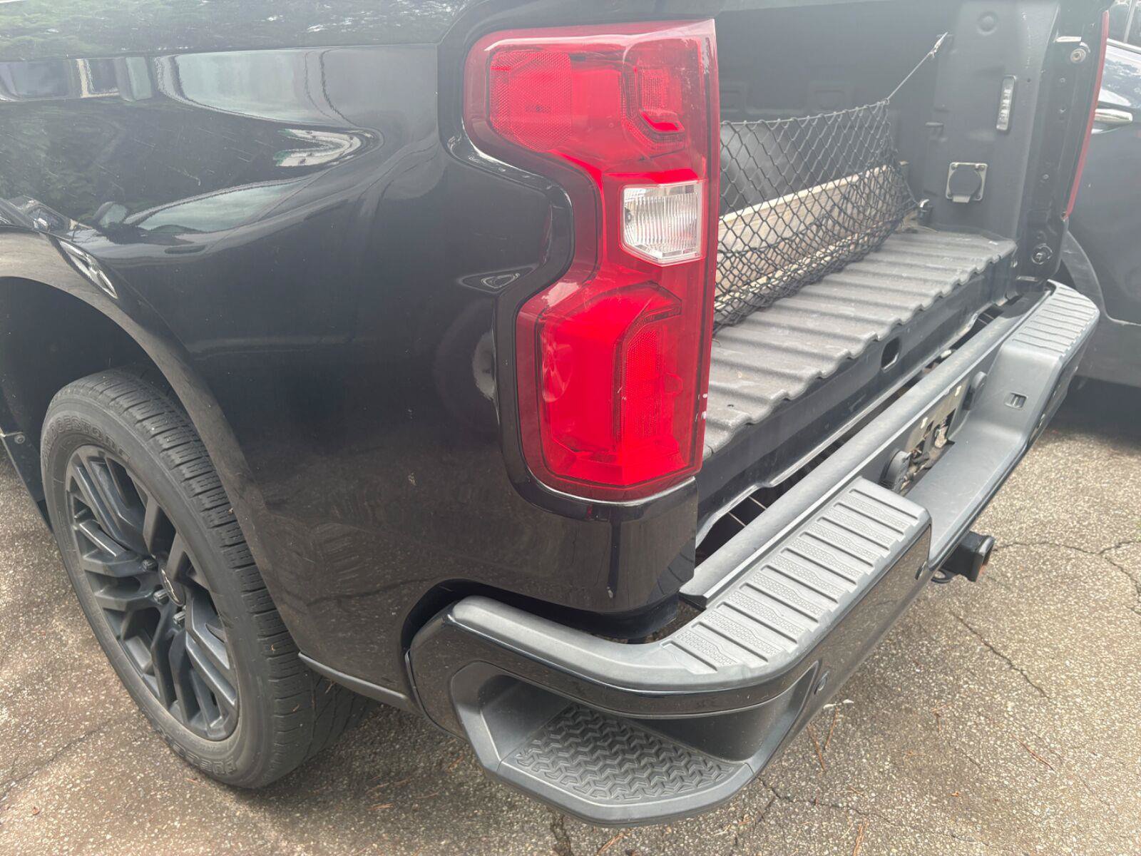 Used 2020 Chevrolet Silverado 1500 RST w/ All-Star Edition RWD image 9