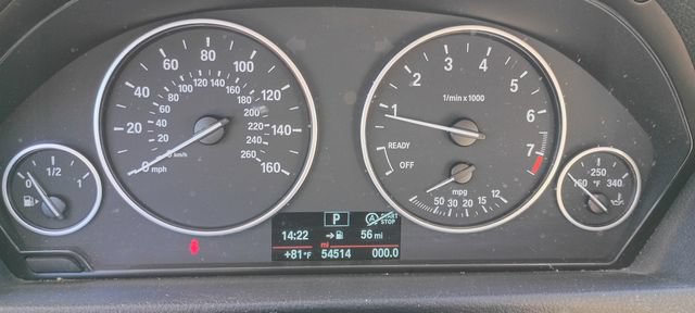 Used 2018 BMW 320i xDrive Sedan AWD/4WD image 2