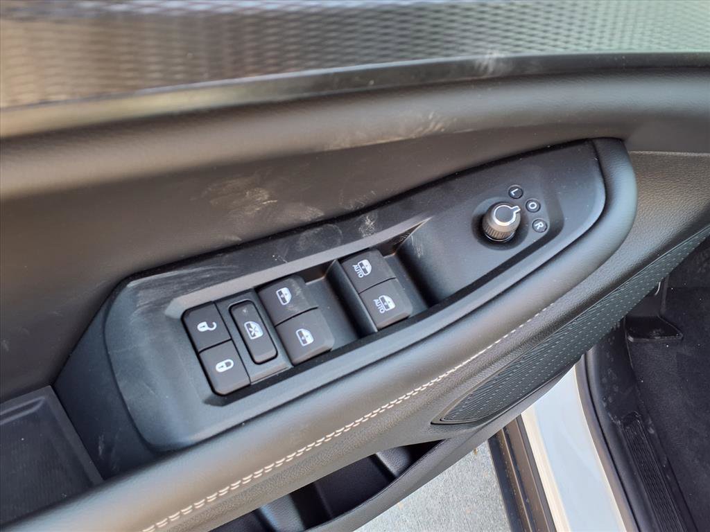 New 2025 Jeep Grand Cherokee Laredo X image 10