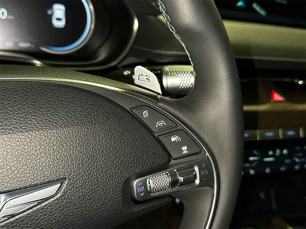 Used 2024 Genesis G80 image 26