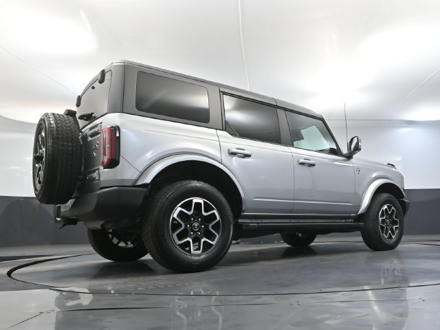 Used 2023 Ford Bronco Outer Banks AWD/4WD image 42