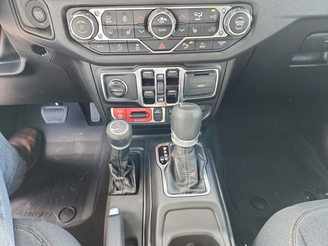 New 2025 Jeep Gladiator Willys image 15