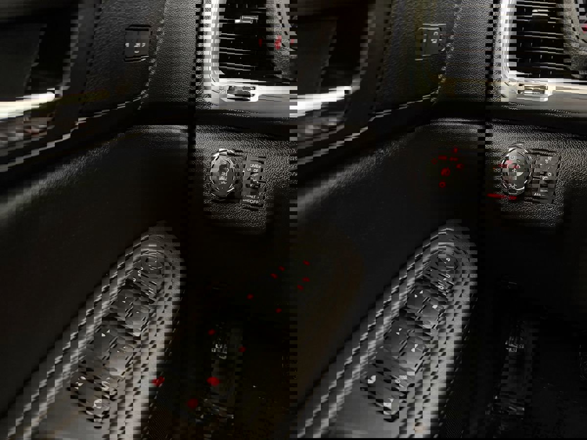 Used 2017 GMC Acadia Limited SLT image 15