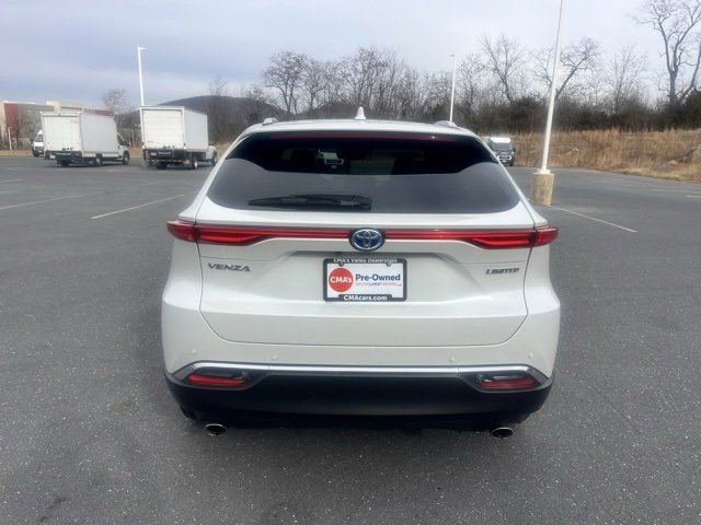 Used 2024 Toyota Venza Limited image 6