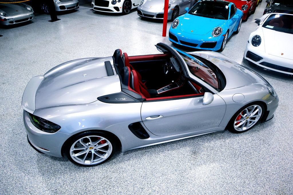 Used 2023 Porsche 718 Boxster Spyder RWD image 10