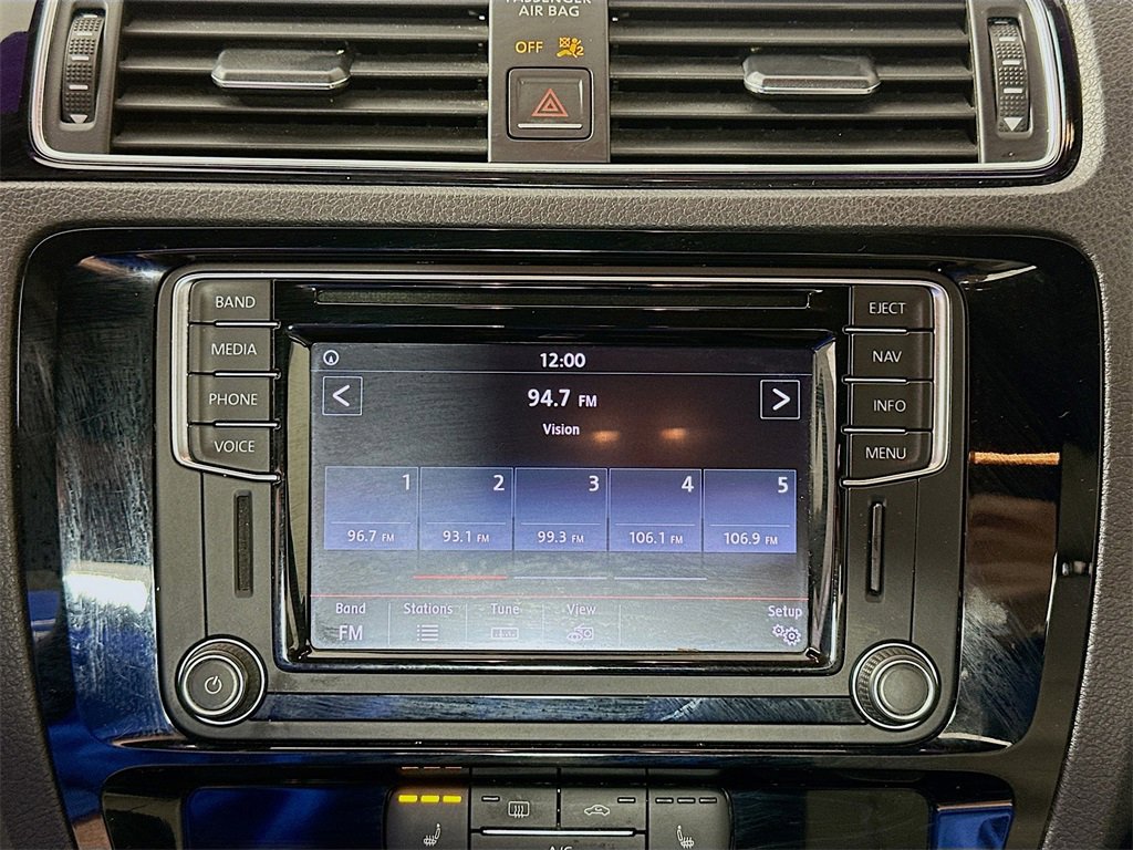 Used 2016 Volkswagen Jetta Sport image 15