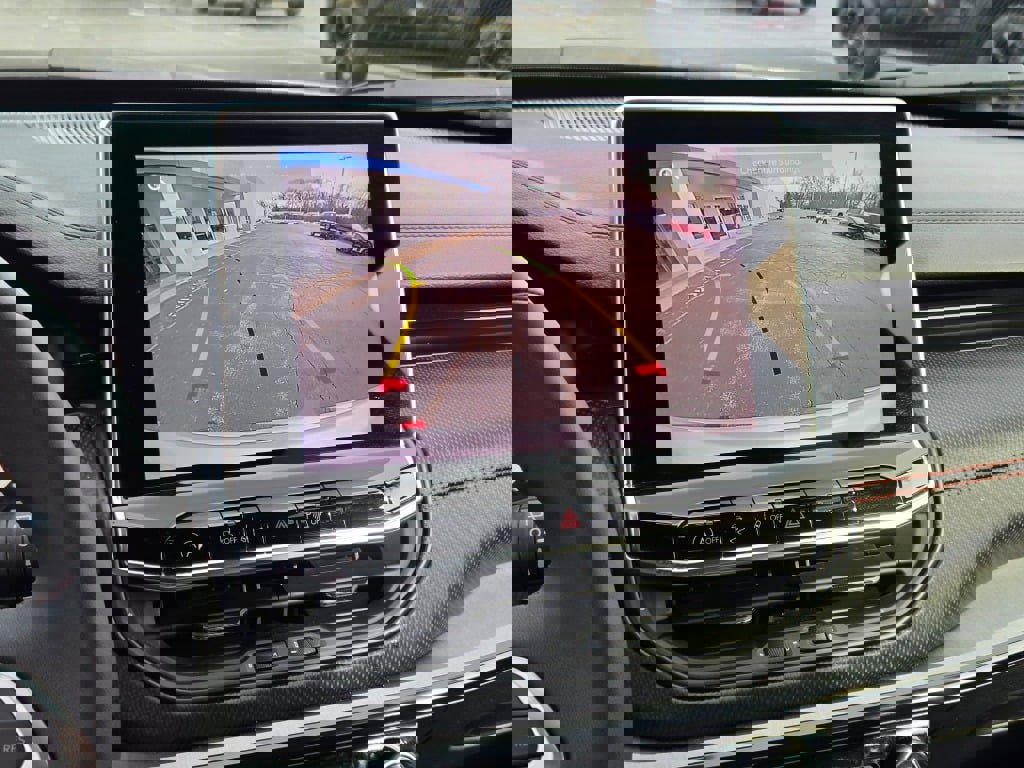 Used 2025 Jeep Compass Trailhawk image 26