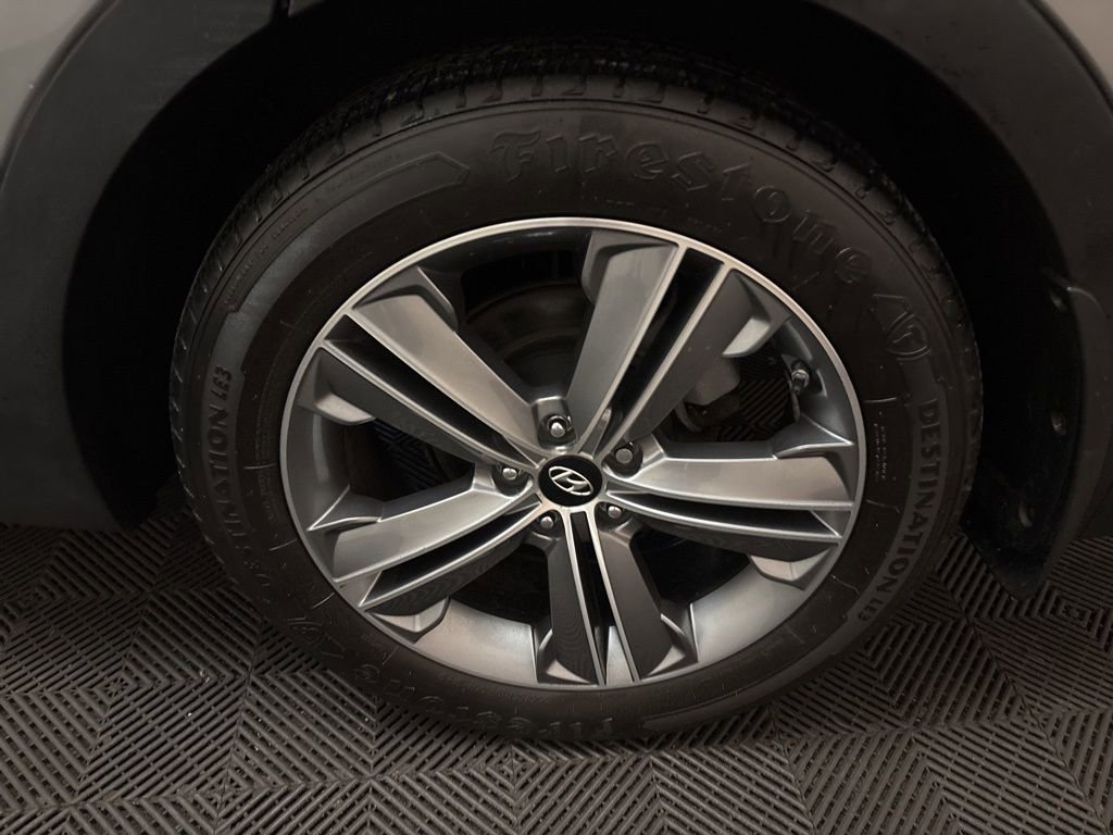 Used 2015 Hyundai Santa Fe Limited w/ Option Group 04 image 29