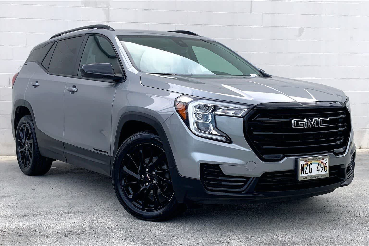 Used 2023 GMC Terrain SLE w/ Driver Convenience Package FWD image 21