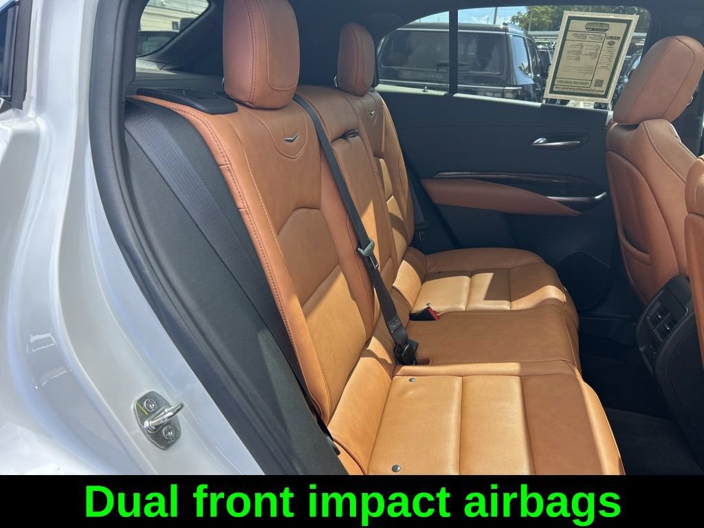 Used 2022 Cadillac XT4 Premium Luxury w/ Enhanced Visibility Package FWD image 29