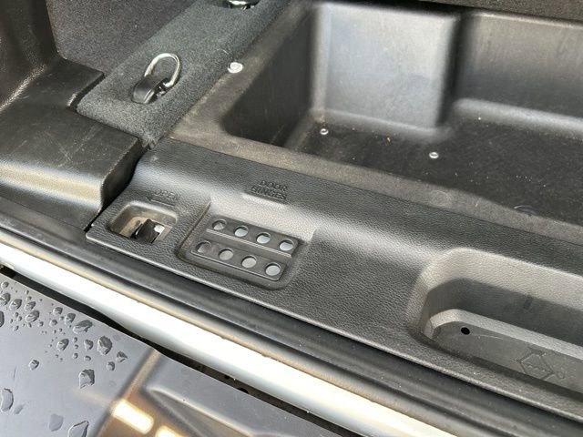 Used 2023 Jeep Wrangler Unlimited Sahara image 12