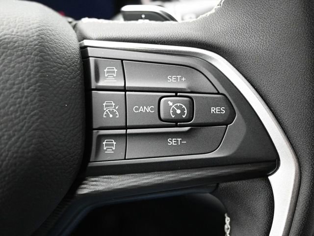 New 2025 Jeep Grand Cherokee L Laredo image 25