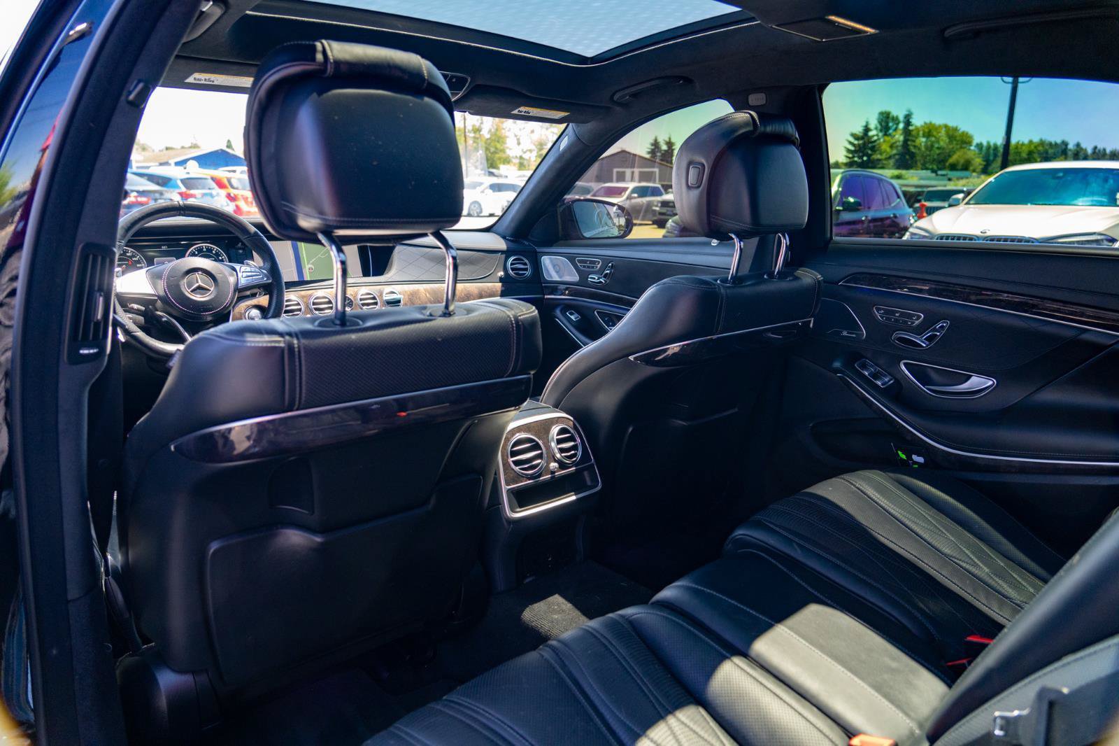 Used 2016 Mercedes-Benz S 63 AMG 4MATIC Sedan w/ Driver Assistance Package image 18