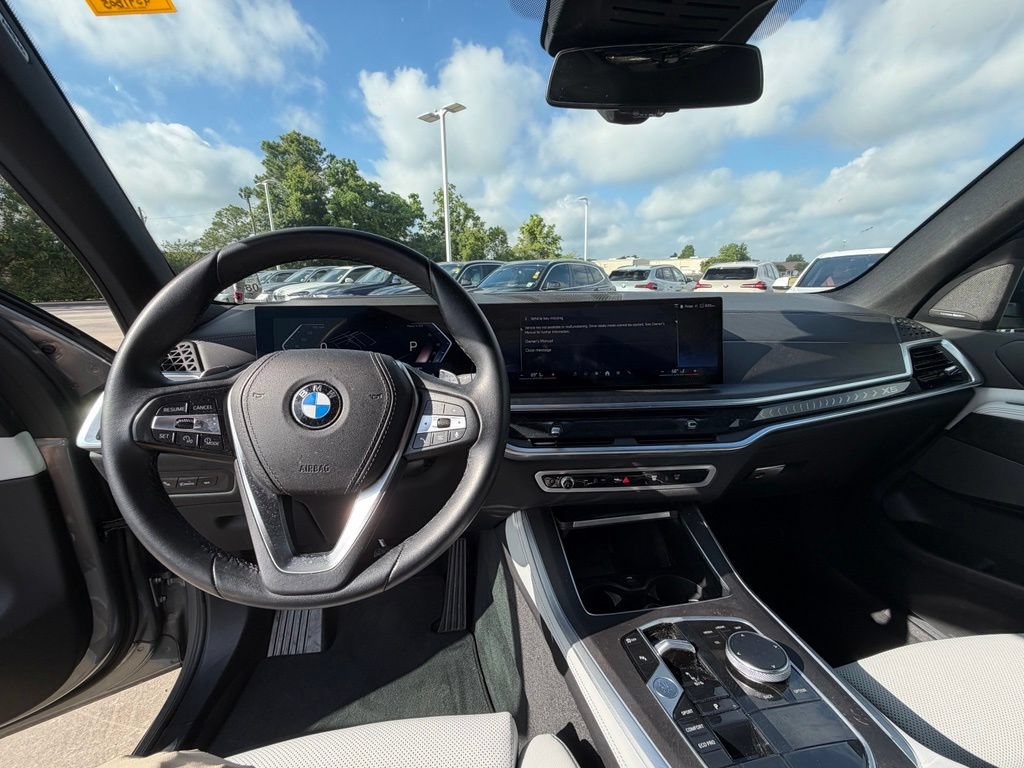 Certified 2024 BMW X5 sDrive40i w/ Premium Package RWD image 12