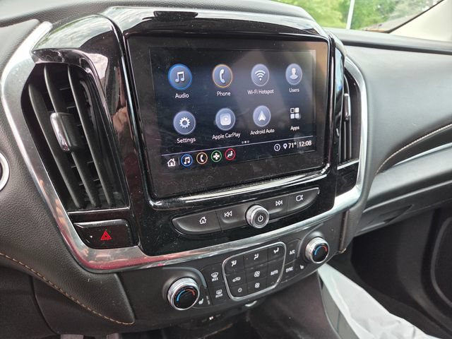Used 2020 Chevrolet Traverse LT FWD image 13