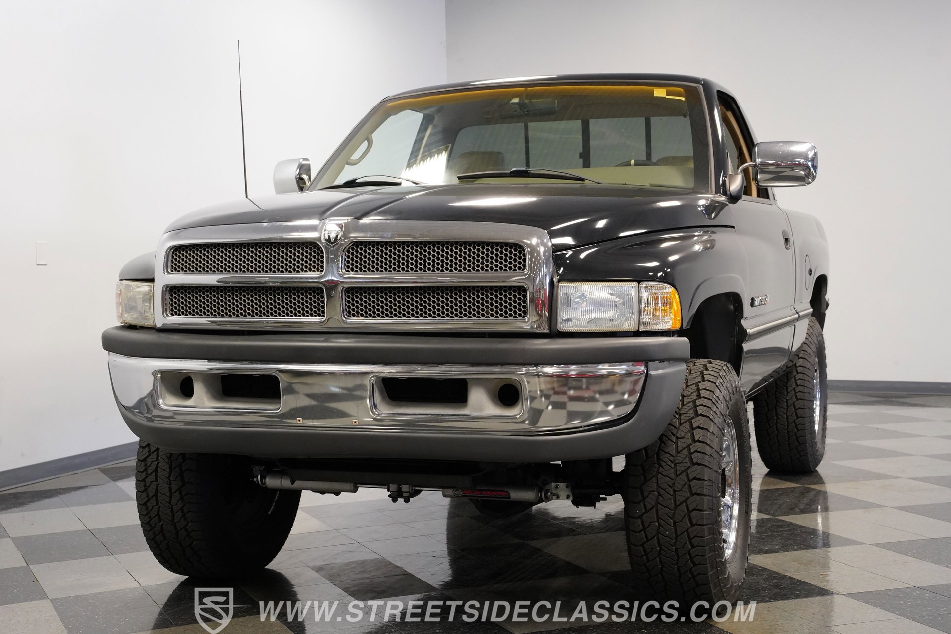 Used 1997 Dodge Ram 1500 Truck 4x4 Regular Cab image 18