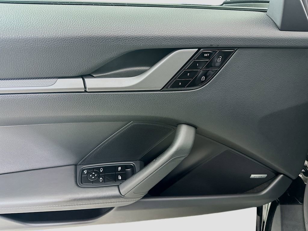 Used 2020 Porsche 911 Carrera image 19