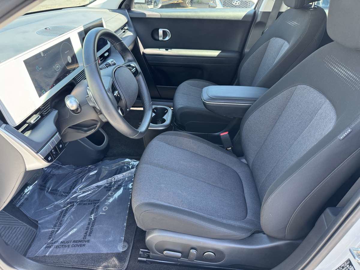 Used 2024 Hyundai Ioniq 5 SE RWD image 26