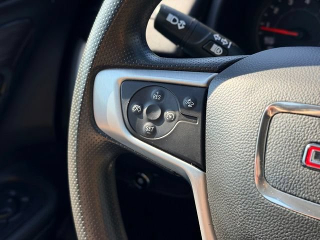 Used 2023 GMC Terrain SLE w/ Driver Convenience Package FWD image 11