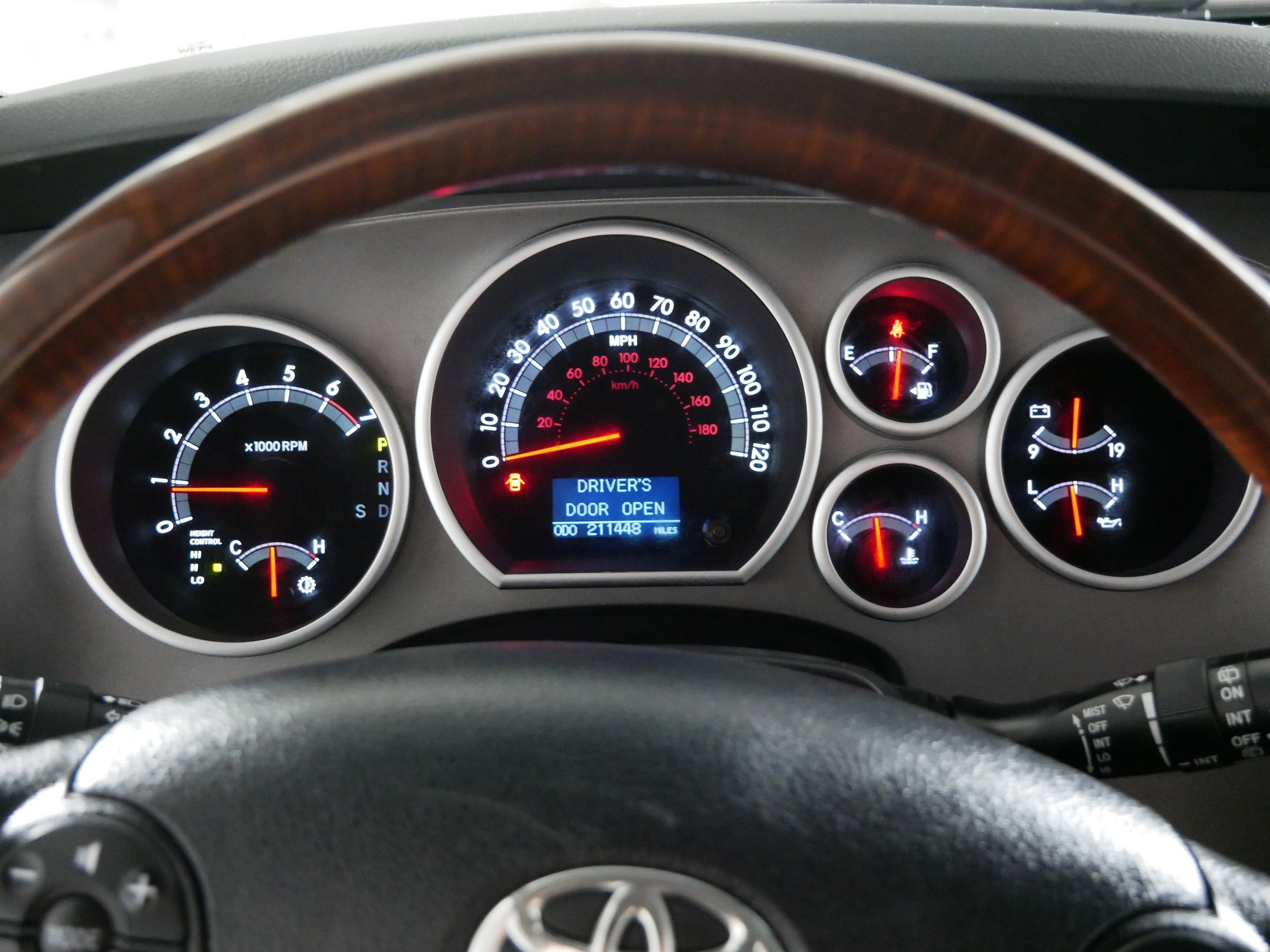 Used 2012 Toyota Sequoia Platinum image 21