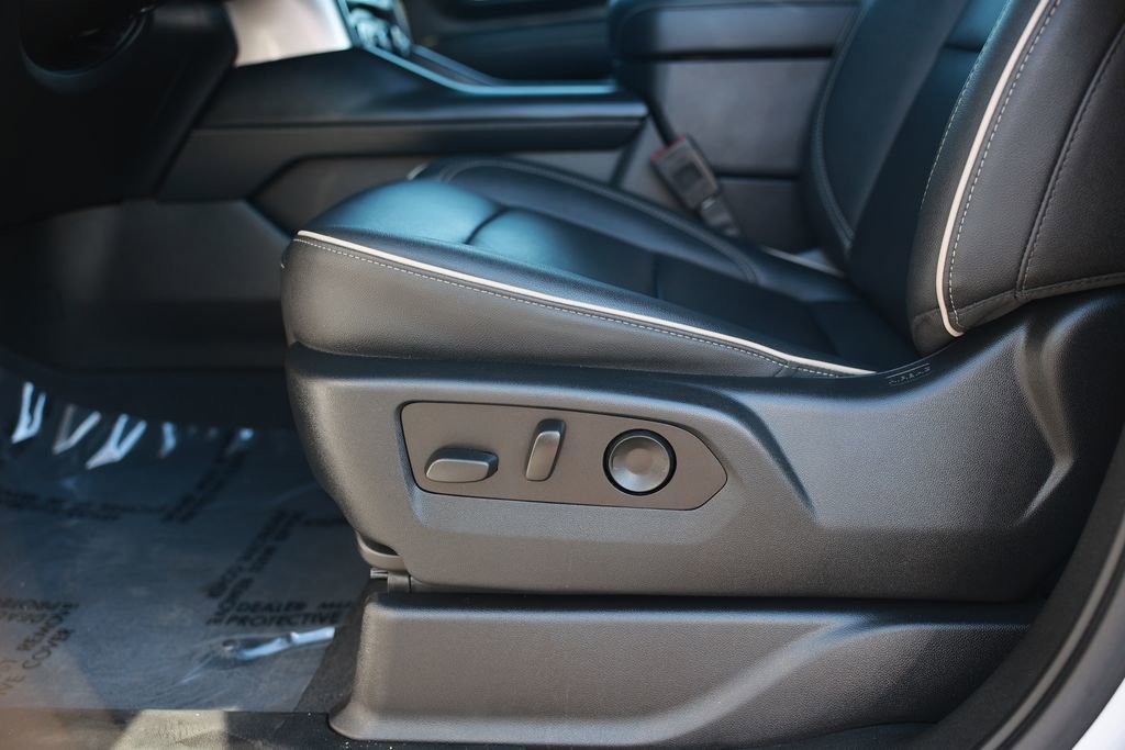 Used 2022 Chevrolet Tahoe Premier w/ Max Trailering Package image 16