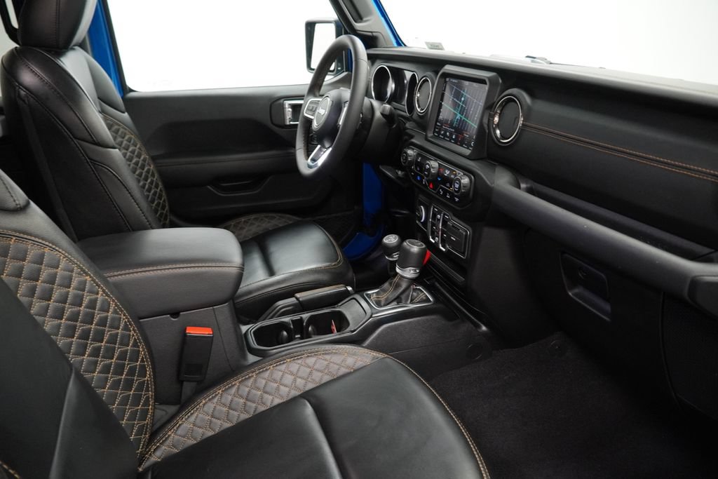 Used 2023 Jeep Wrangler Unlimited Sahara AWD/4WD image 49