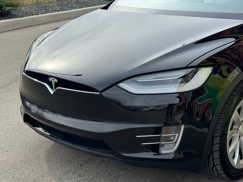 Used 2020 Tesla Model X Long Range image 12