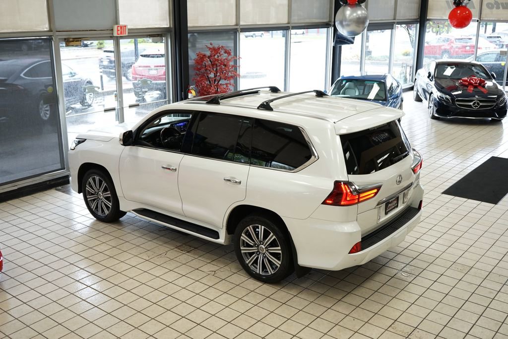 Used 2017 Lexus LX 570 4WD w/ Luxury Package image 76