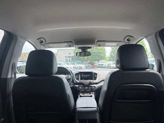 Certified 2024 GMC Terrain SLT w/ Infotainment Package II AWD/4WD image 8