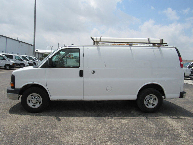 Used 2014 Chevrolet Express 2500 RWD image 6