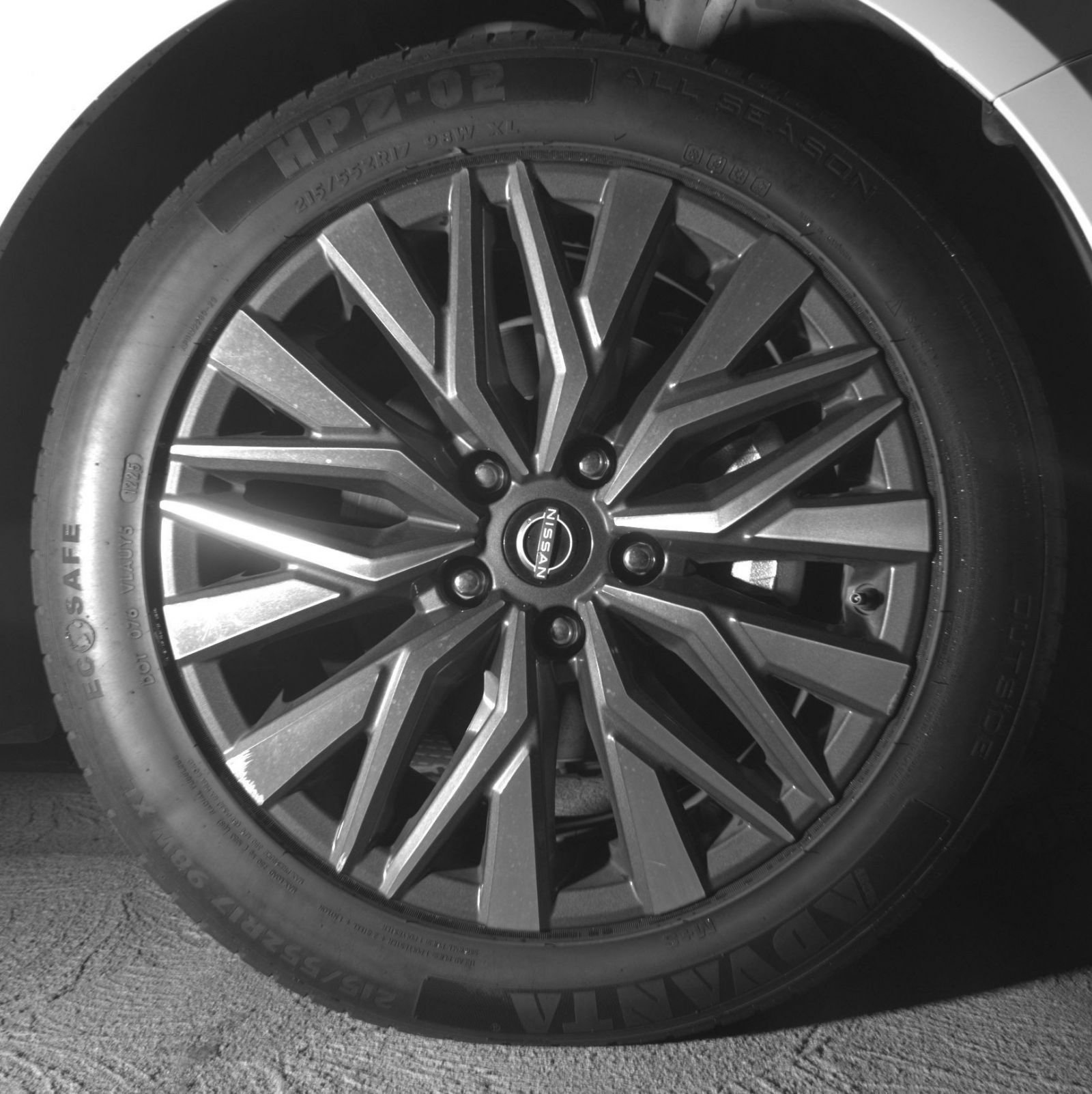 Used 2025 Nissan Altima 2.5 SV FWD image 16