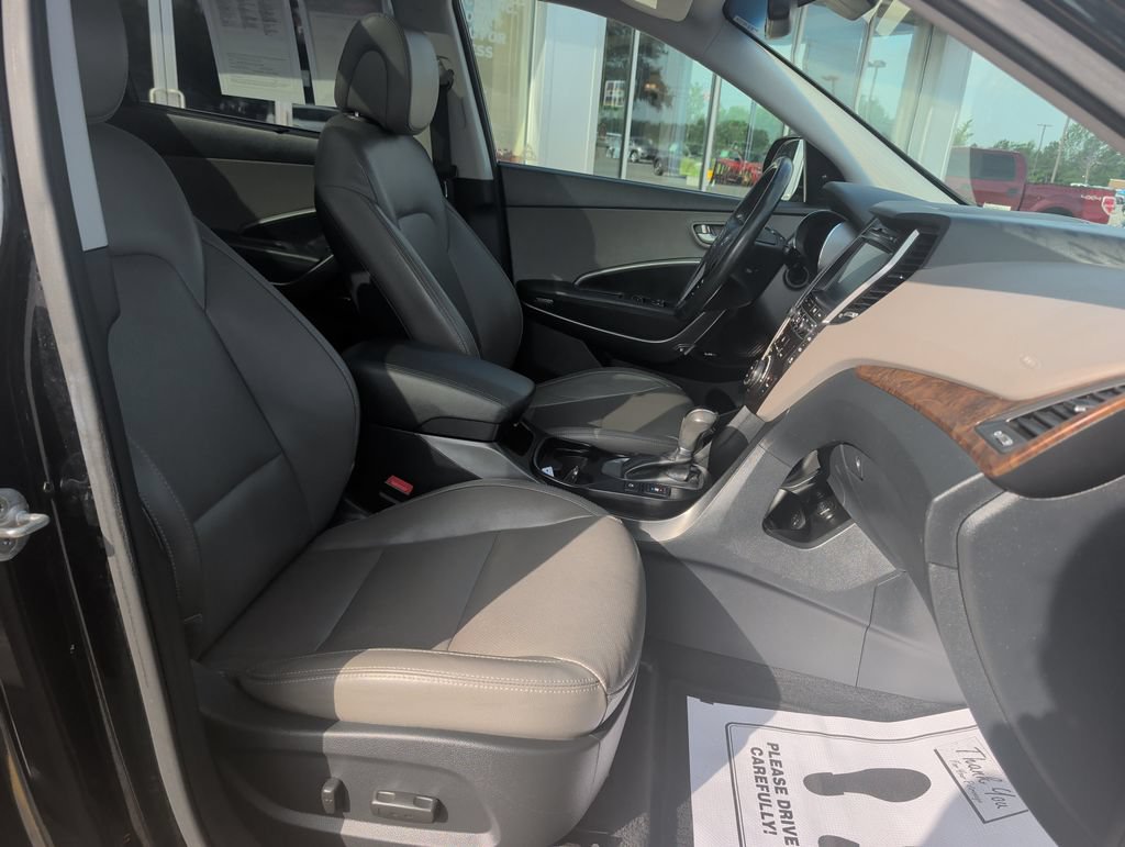 Used 2018 Hyundai Santa Fe AWD image 25