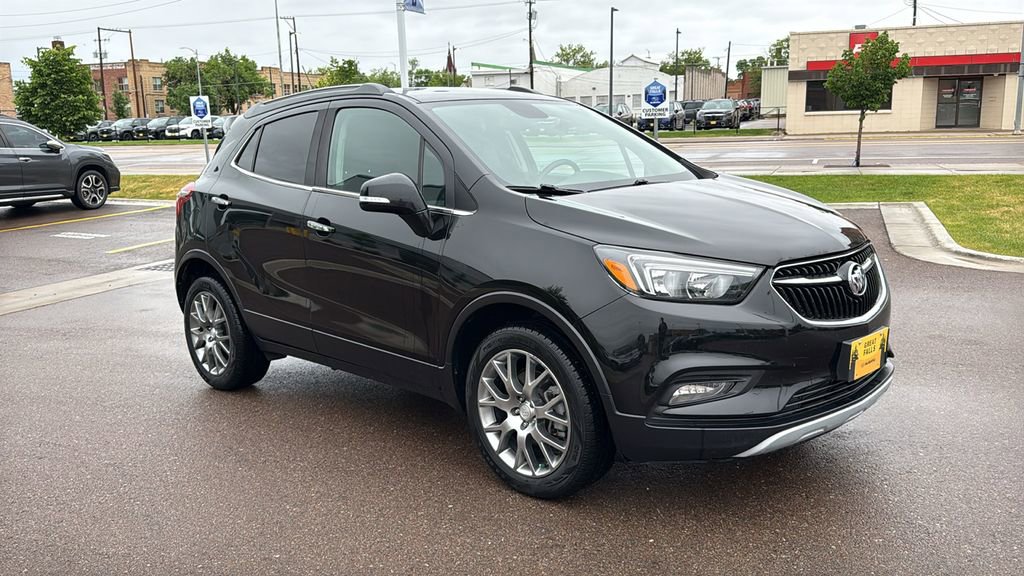 Used 2018 Buick Encore Sport Touring AWD/4WD image 3