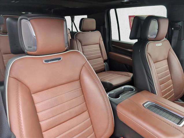 Used 2023 GMC Yukon XL Denali Ultimate image 25