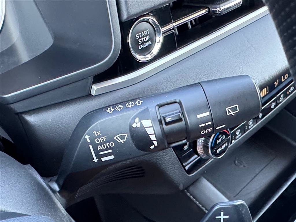 Used 2024 Mitsubishi Outlander SE AWD/4WD image 23