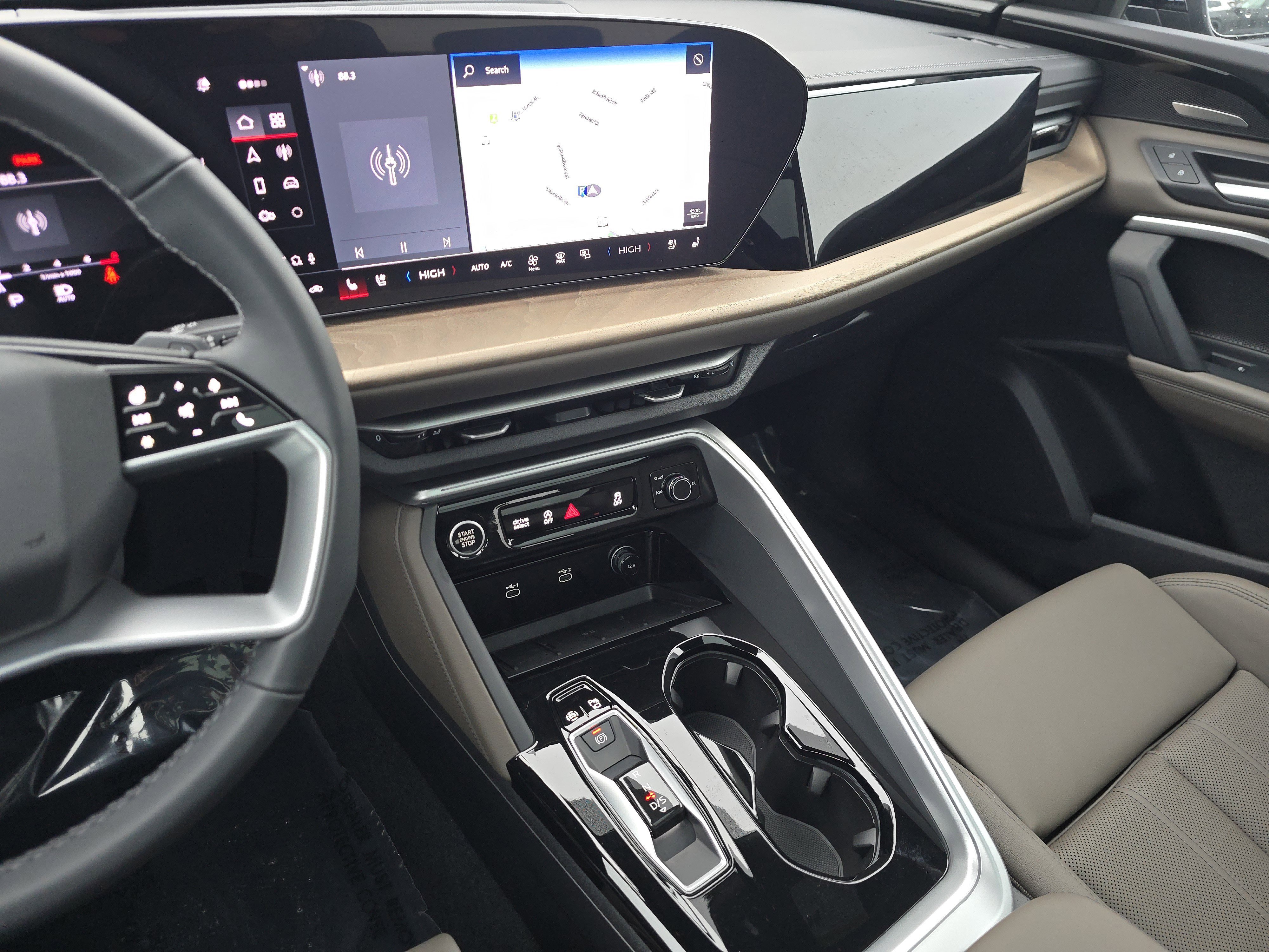 New 2025 Audi Q5 Premium Plus image 23